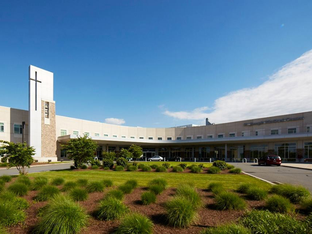 A photo of the front entrance of Penn State Health St. Joseph Medical Center