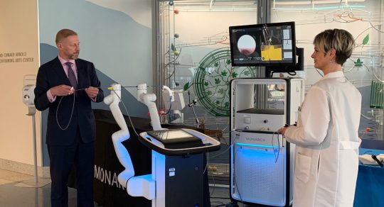 Penn State Cancer Institute now using robot to detect lung cancer earlier