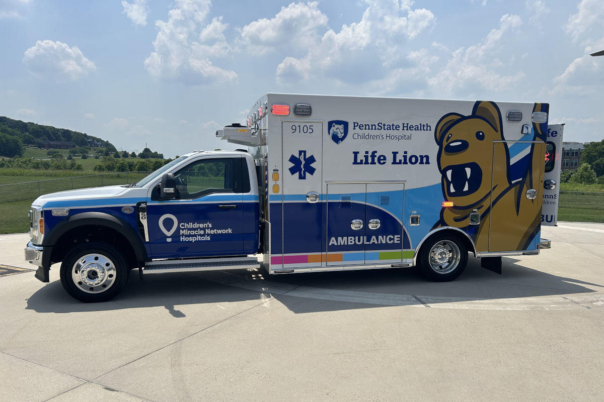 Penn State Health, özel ekipmanlara sahip yeni pediatrik ambulansı tanıttı