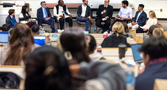 Students host interfaith discussion on medical ethics and religion
