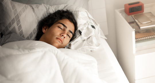 Later sleep and wake times tied to poor diet and sedentary behavior in teens